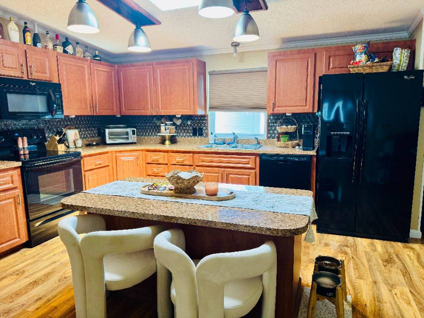 1374 Deverly Drive a Lakeland, FL Mobile or Manufactured Home for Sale